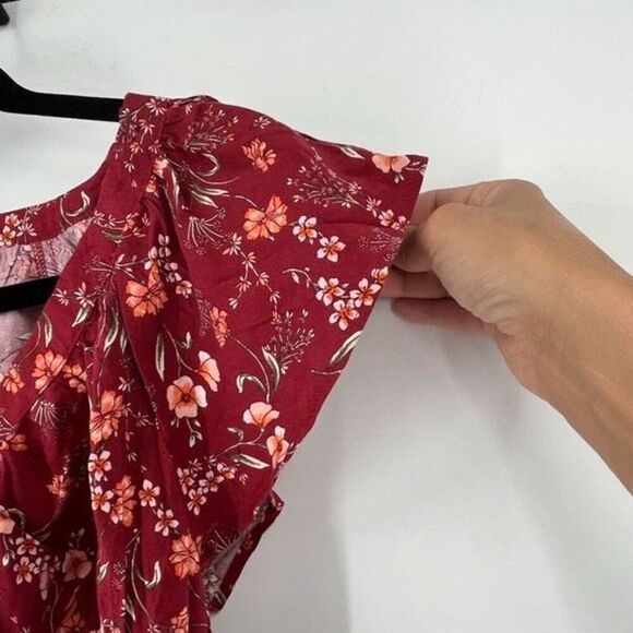 NWT Set of 2 Old Navy Women's Floral Ruffle Trim Smocked Blouse Red Gold Size XS - Picture 13 of 16